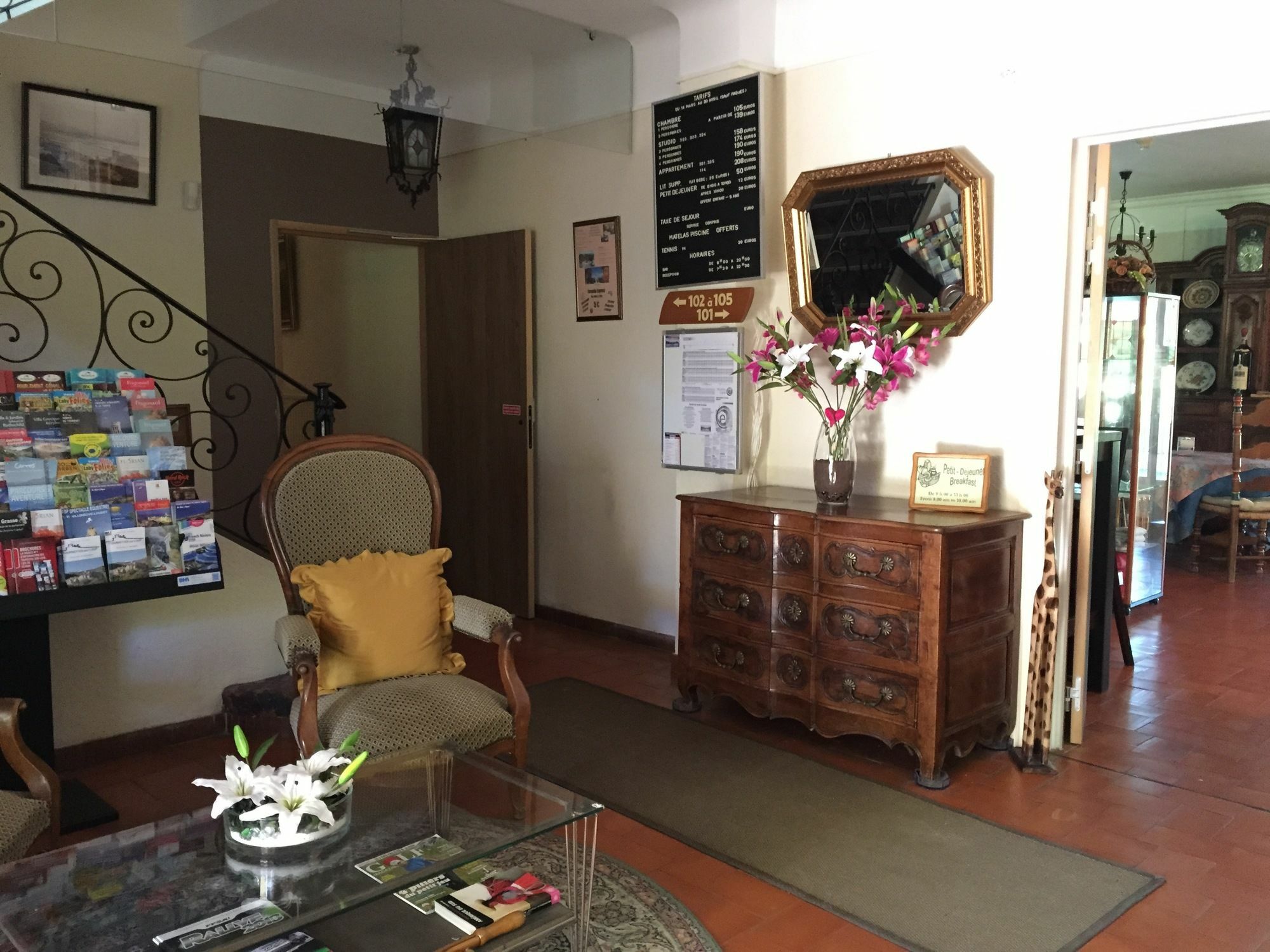 Castel Garoupe Hotel Antibes Ngoại thất bức ảnh