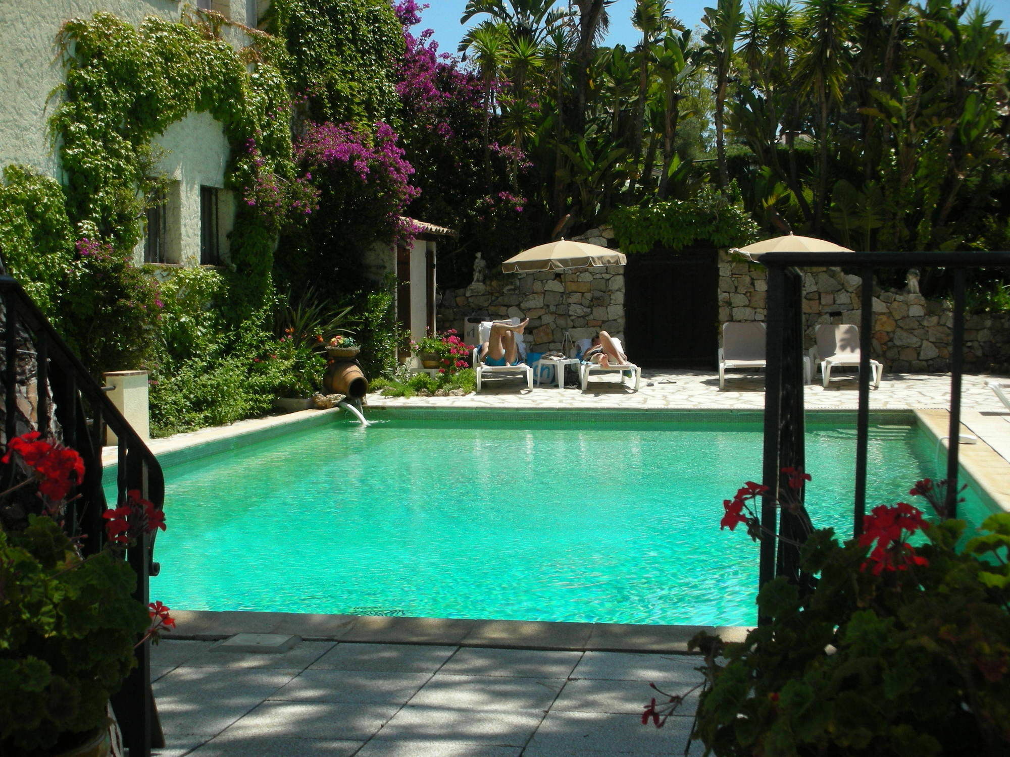 Castel Garoupe Hotel Antibes Ngoại thất bức ảnh